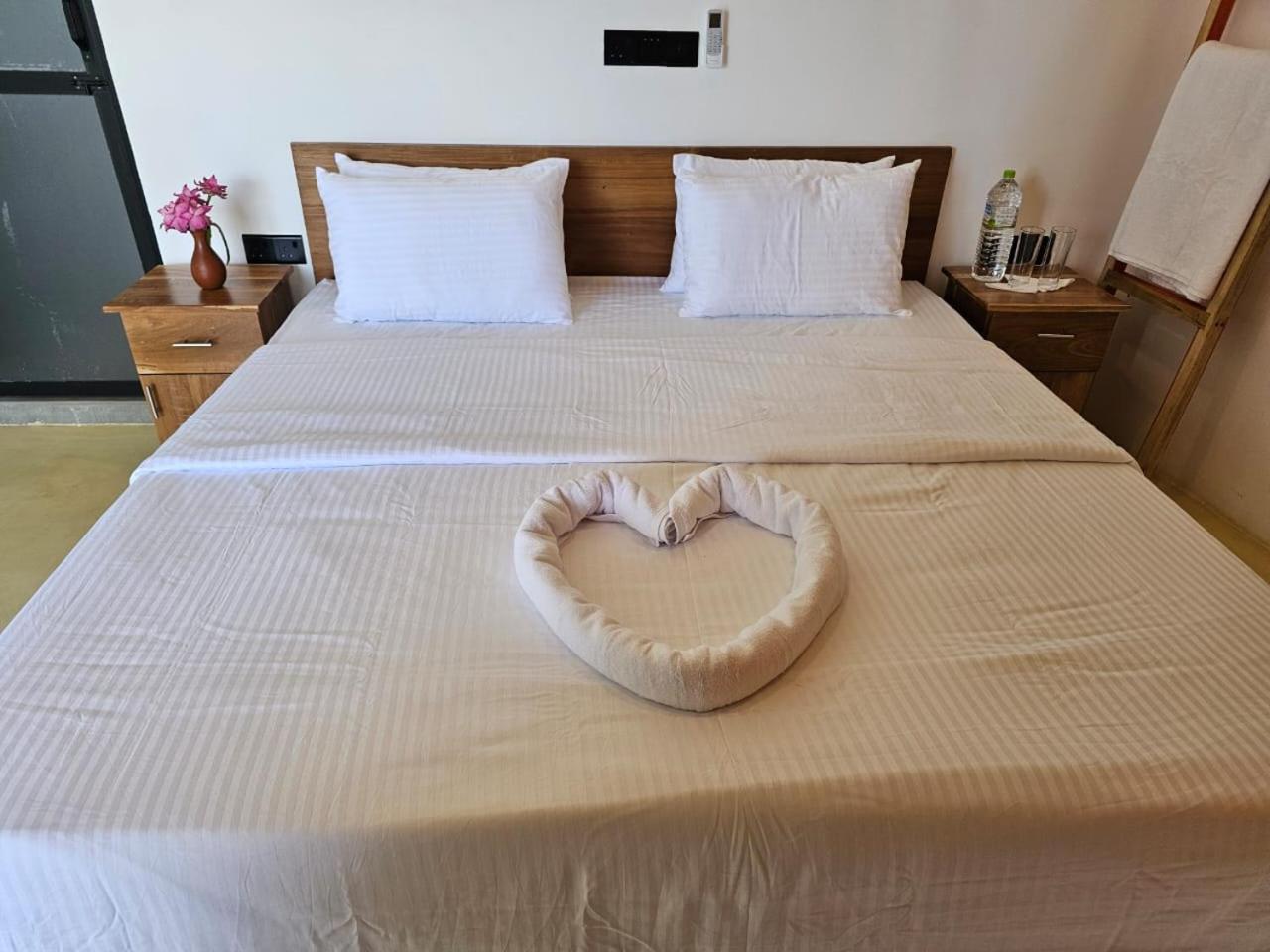 Muthu Sea View Hiriketiya Hotel Dikwella Luaran gambar