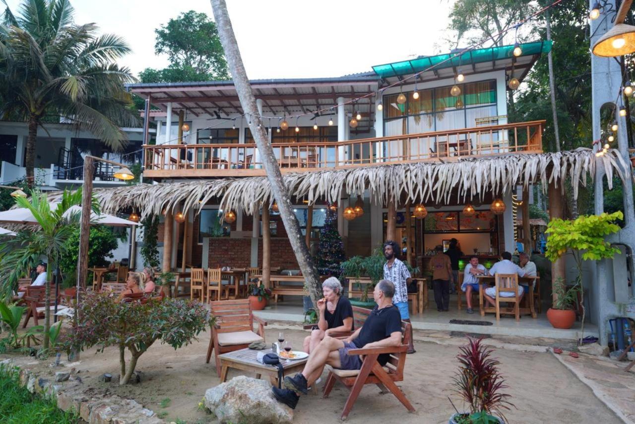 Muthu Sea View Hiriketiya Hotel Dikwella Luaran gambar